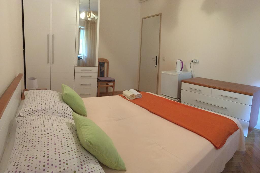 Guesthouse Cipre Lumbarda Eksteriør billede